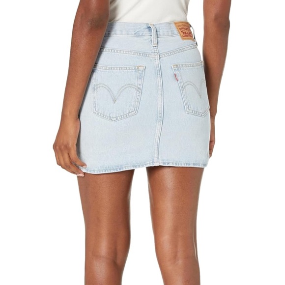 Levi's Light Wash Denim Skirt - Picture 1 of 2